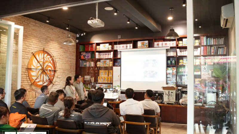 [Viva x T&Z] Training về các thiết bị, máy móc pha chế nhằm phục vụ khách hàng tốt hơn