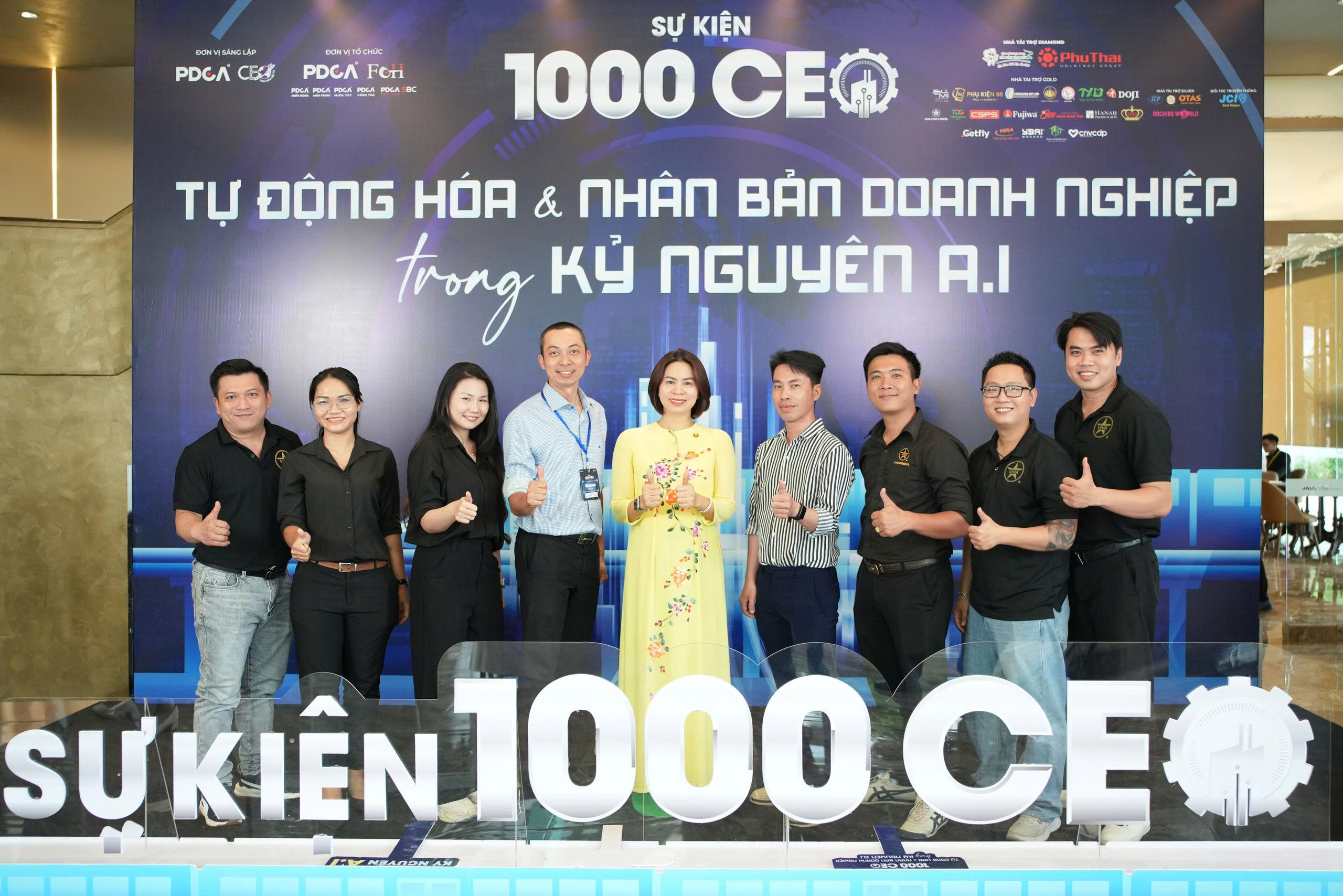 Read more about the article Viva tại 1000 CEO 2025 – Dấu ấn kết nối và khát vọng kiến tạo giá trị Việt