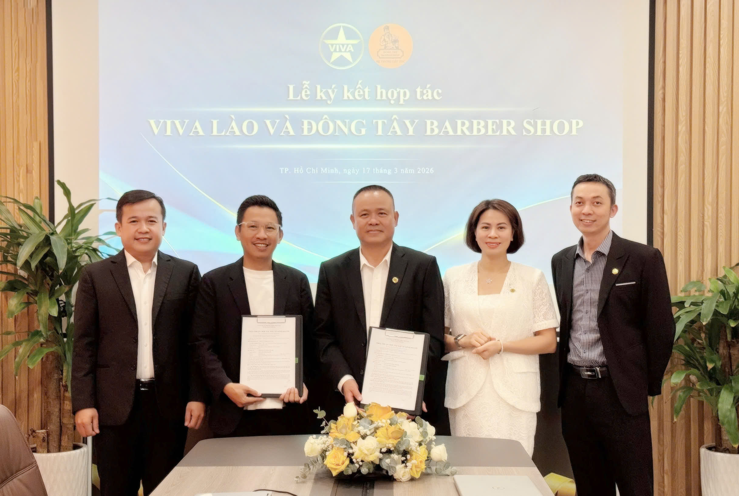 Read more about the article CHÚC MỪNG LỄ KÝ KẾT HỢP TÁC GIỮA VIVA LÀO VÀ ĐÔNG TÂY BARBERSHOP